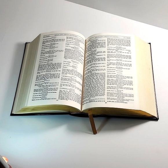 The Complete Works of William Shakespeare - Picture 5 of 7